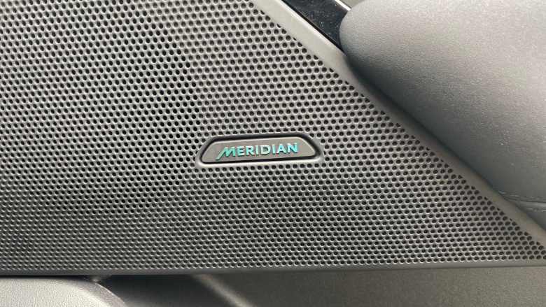 Land Rover Range Rover Velar 2.0 D200 MHEV Dynamic SE 5dr Auto Diesel Estate